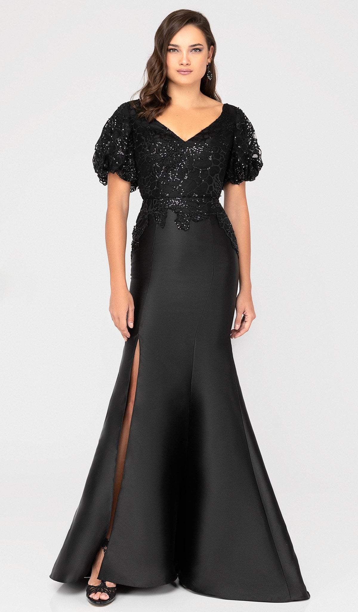 1911E9618 V-Neck Puffed Short Sleeves Mermaid Gown