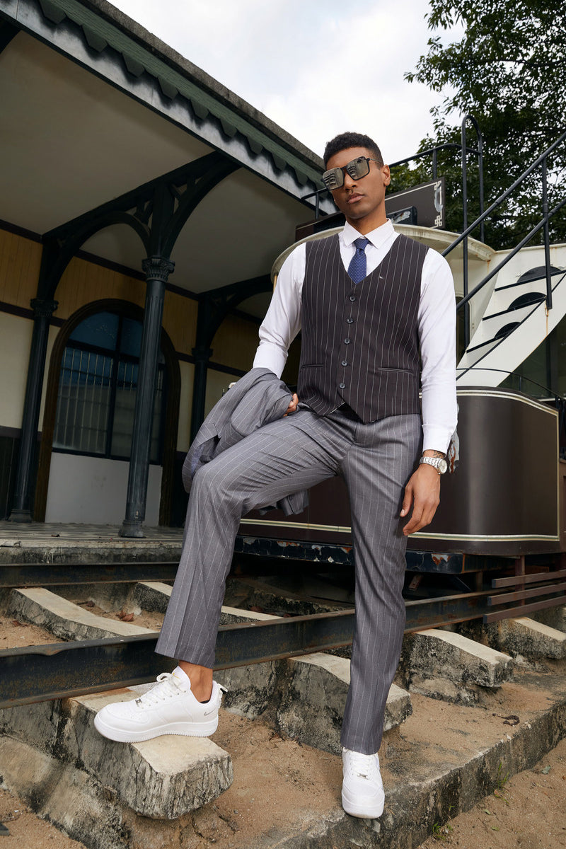 Men’s Stacy Adam’s One Button Vested Modern Suit in Grey Pinstripe