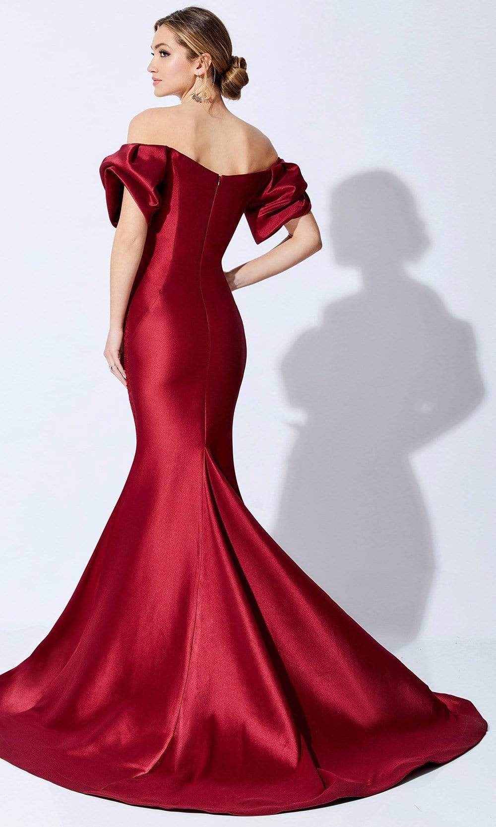 221D46 Plunging Sweetheart Lace Mother of the Groom Dress