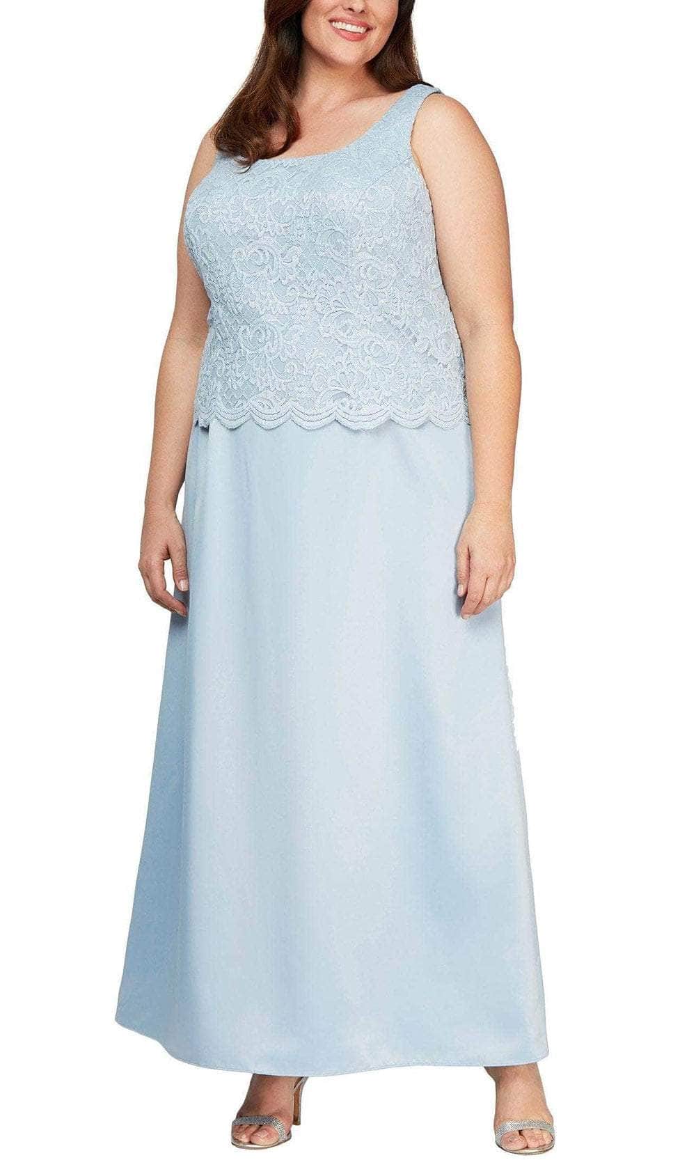 84122326 Scallop Trimmed Bodice Laced Dress