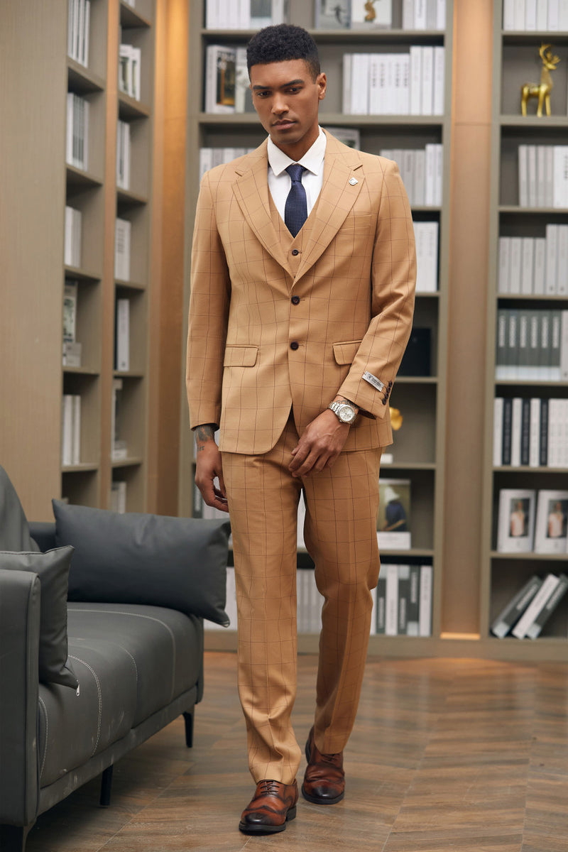 Men’s Stacy Adam’s Two Button Wide Notch Lapel Vested Suit in Light Rust Windowpane Plaid