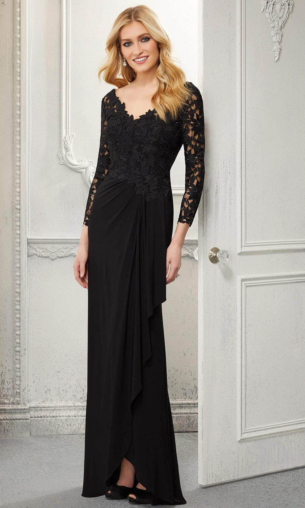 72418 V-Neck Sheath Evening Dress