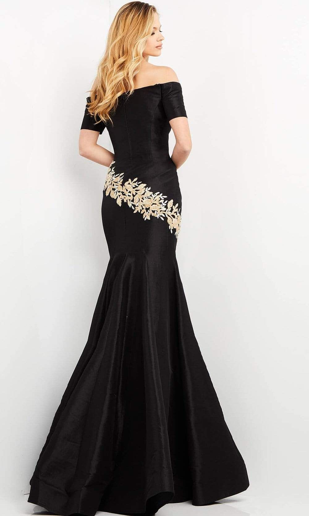 04814 Short Sleeve Off Shoulder Embroidered Trumpet Dress