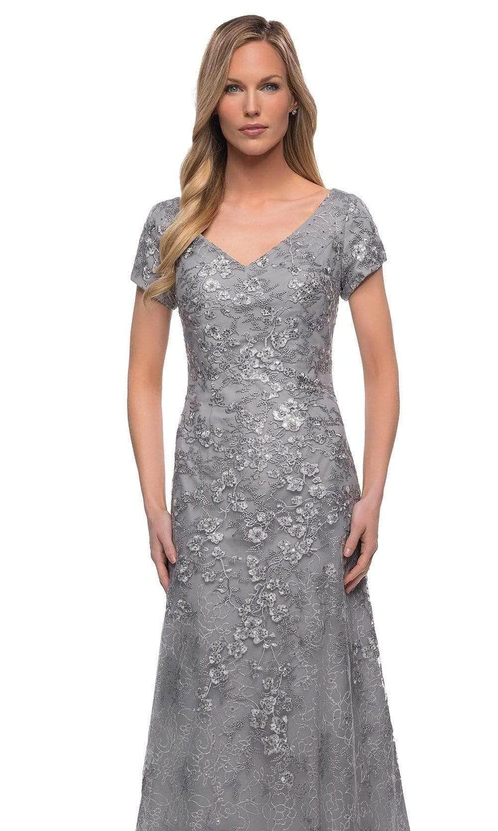 Short Sleeve Embroidered Formal Dress