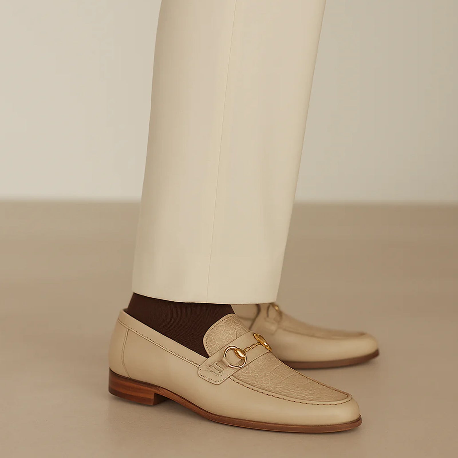 Men’s Belvedere Bruno Ostrich Leg & Italian Calfskin Buckle Dress Loafer in Ivory Off White