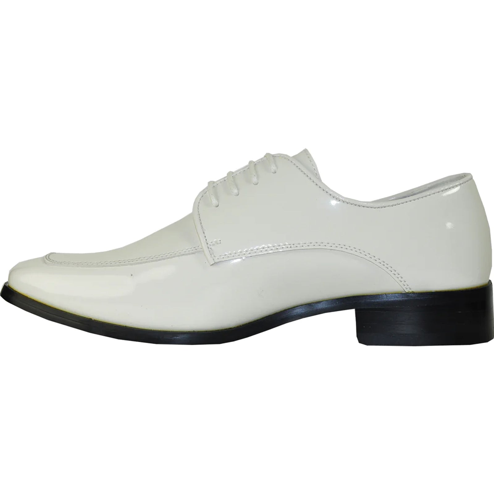 Mens Classic Moc Toe Shiny Patent Tuxedo Prom Shoe in Ivory