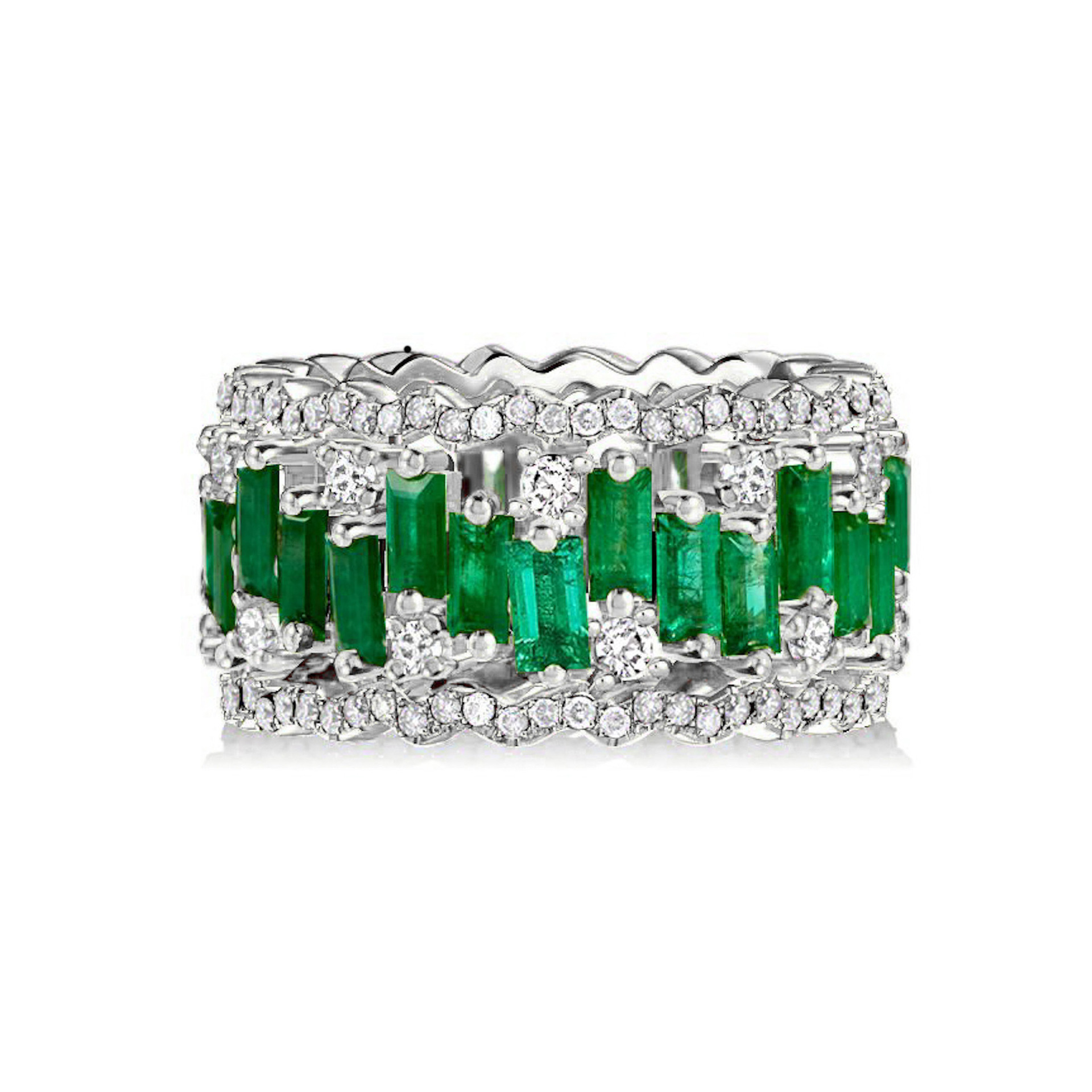 925 Silver Gold-Plated High Carbon Diamond Emerald Ring – Elegant & Luxurious Design