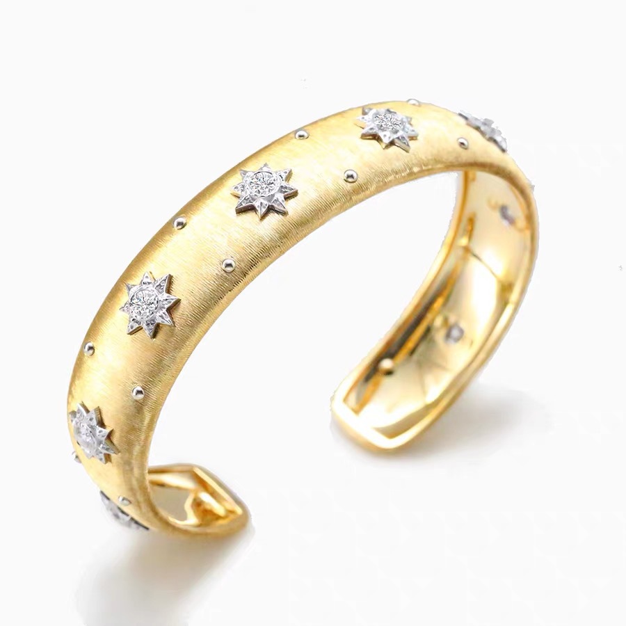 925 Silver Gold-Plated High-Carbon Diamond Gold Brushed Star Bracelet – Elegant & Sparkling Design