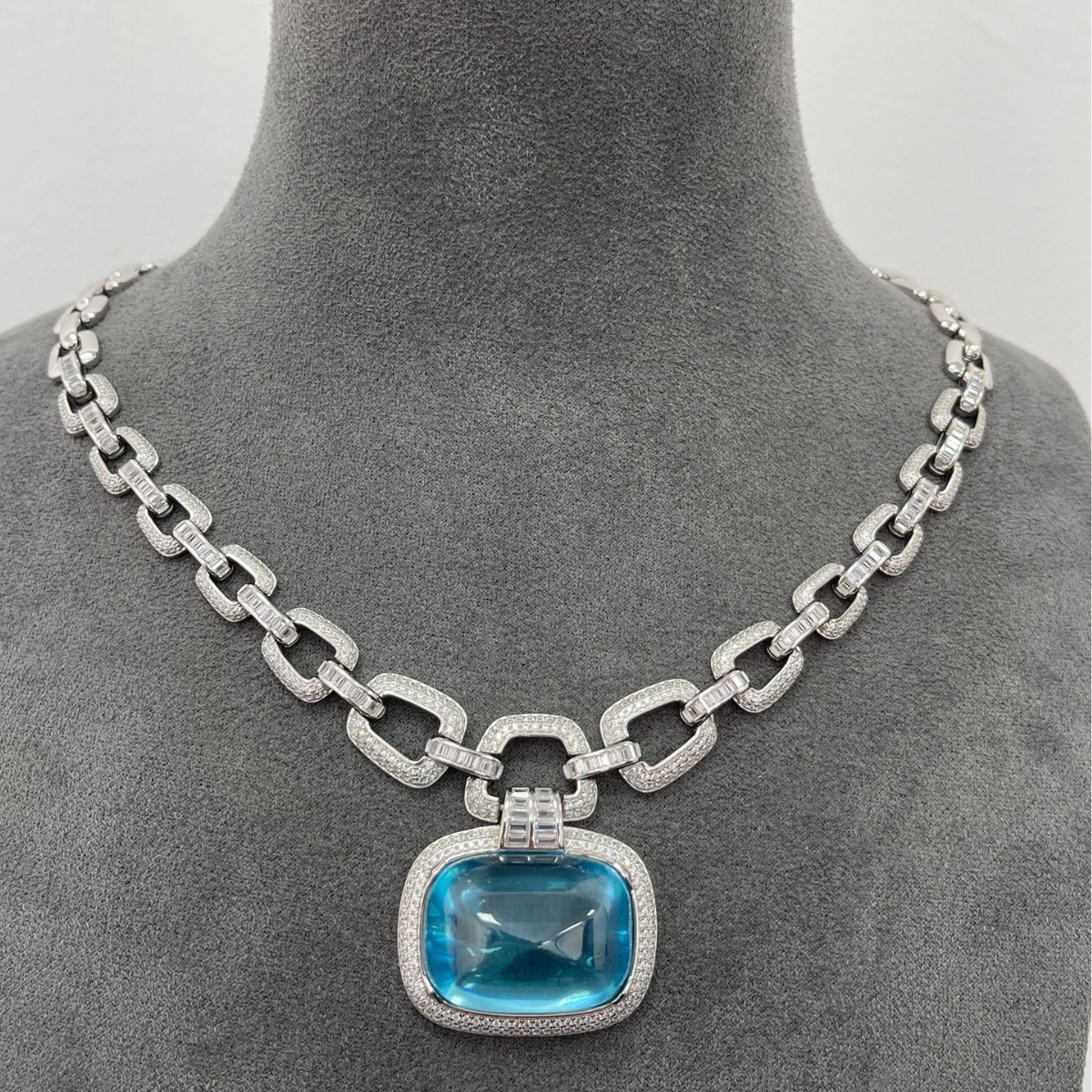 925 Silver Gold-Plated Aquamarine Necklace with High-Carbon Diamonds – Elegant & Sparkling Design
