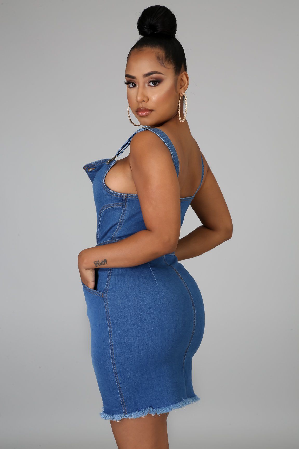 Sexy denim dress with halter