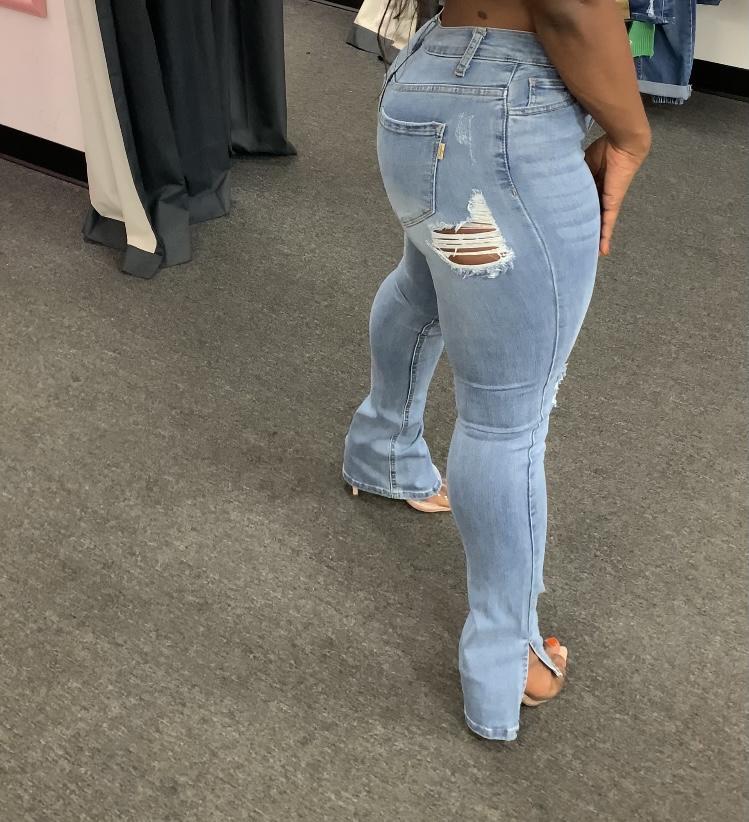 Ripped elastic split jeans