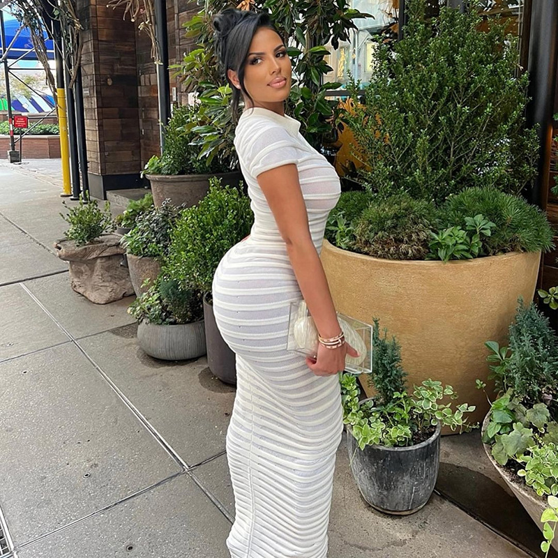 Short-Sleeved Round Neck Slim Fit Buttocks Elegant Design Sense Dress For Women