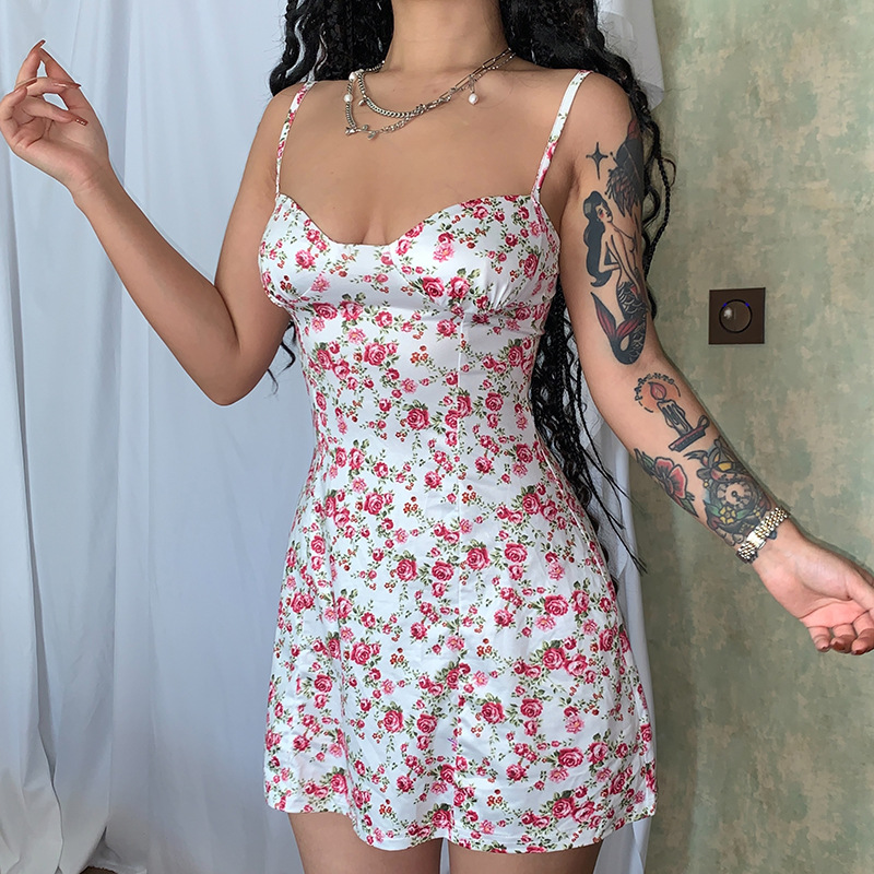 Milk Silk short Small floral strap dress
