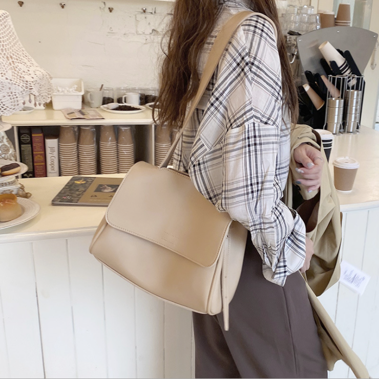 Womens Bag Simple shoulder bag large capacity commuter Tote casual all-match messenger