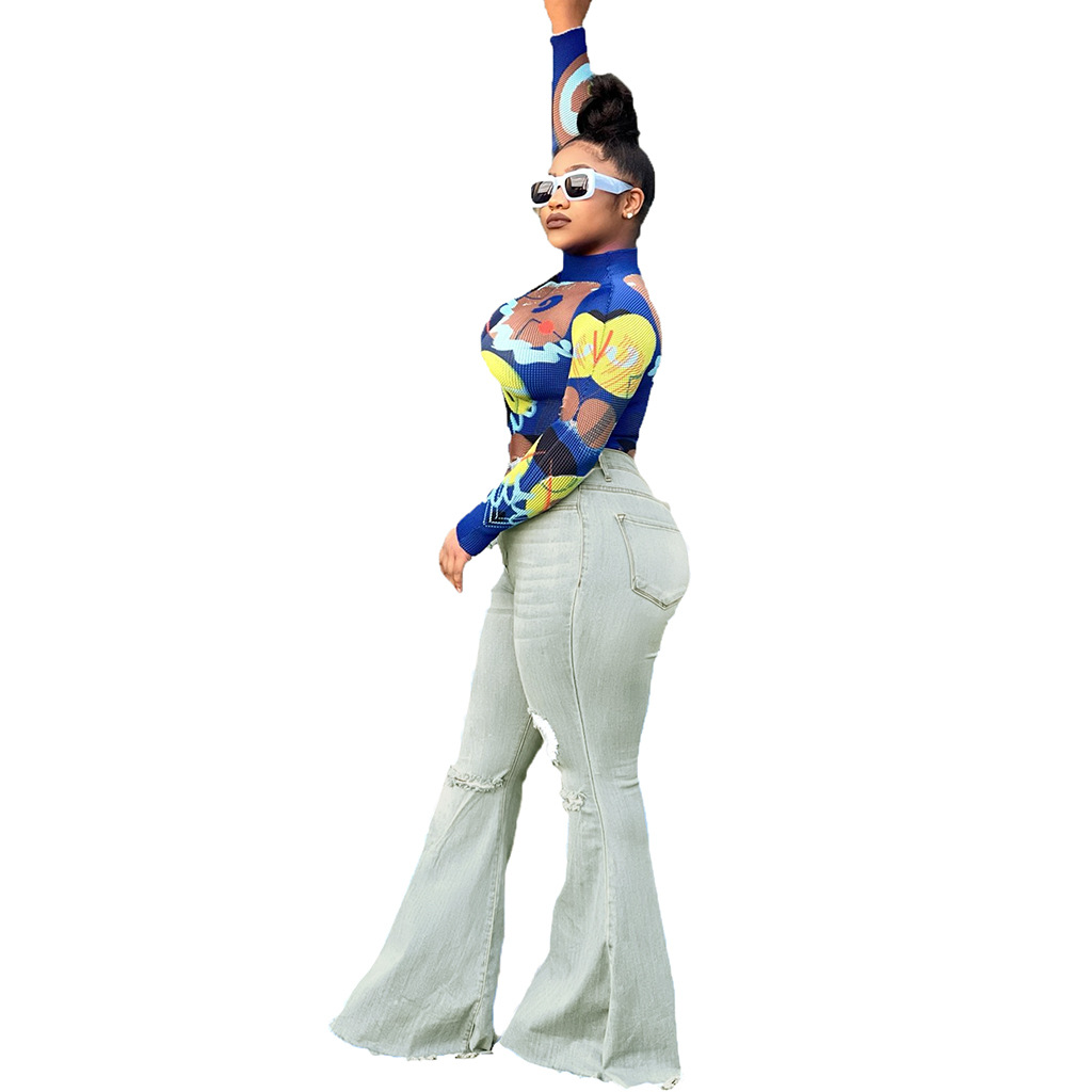 Fashionable wide leg high waist jeans flared pants