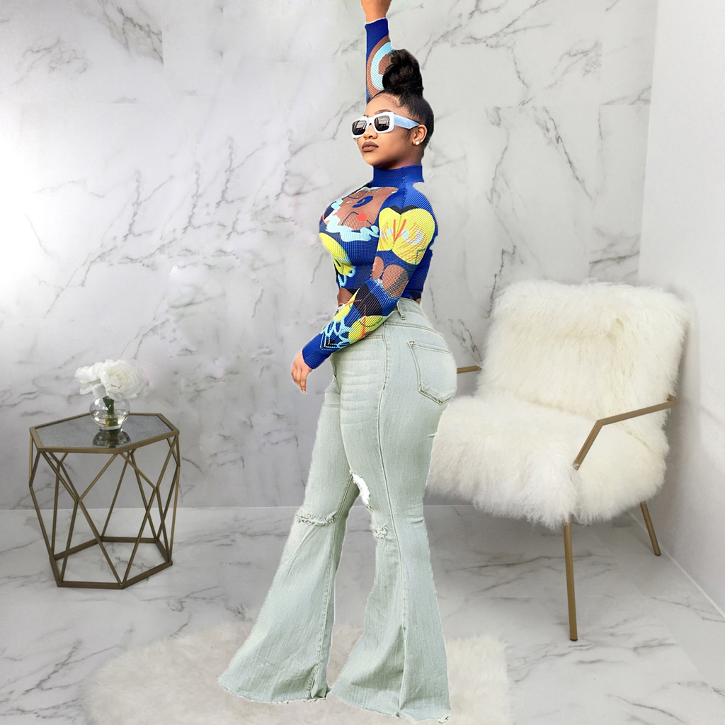 Fashionable wide leg high waist jeans flared pants