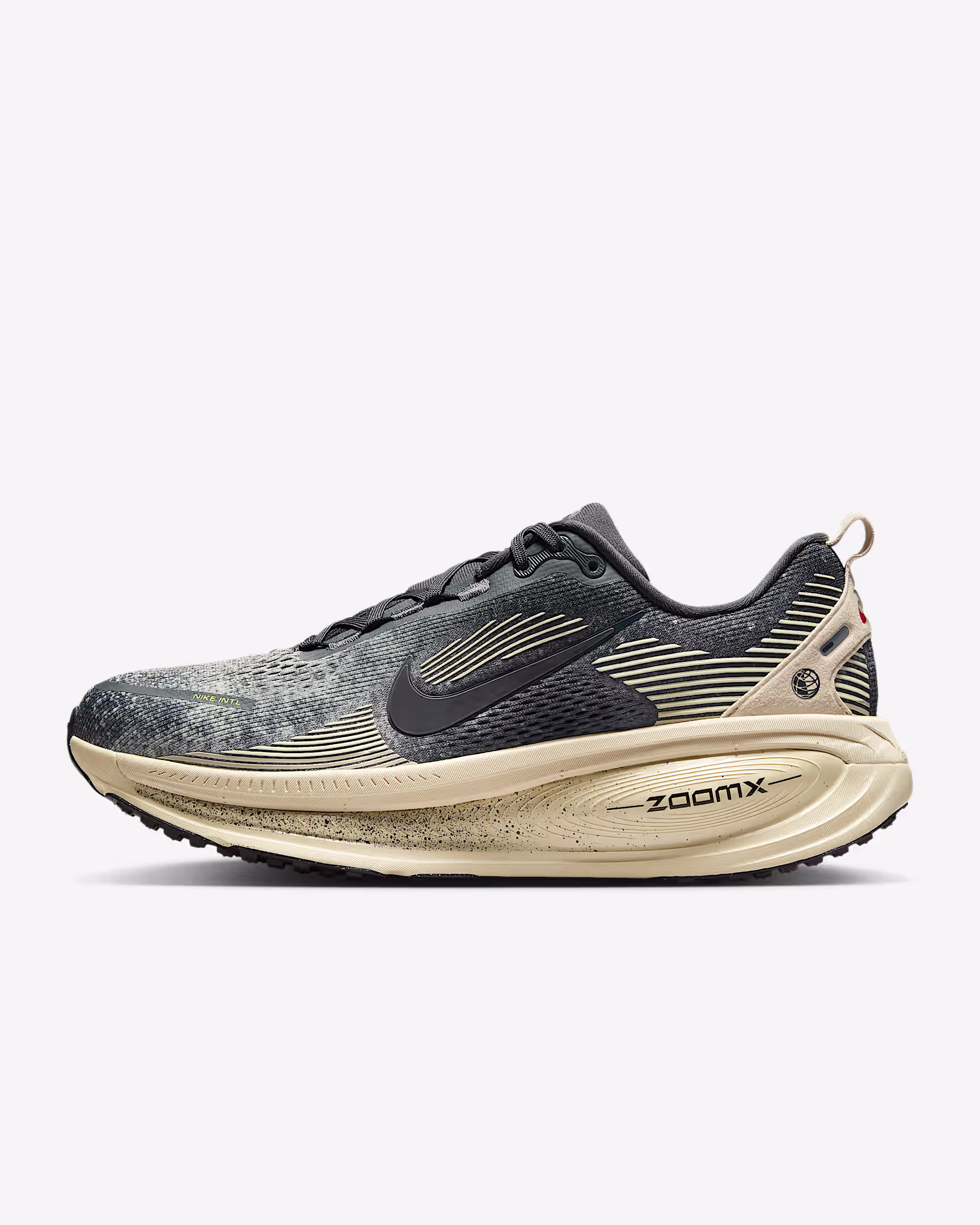 Nike Vomero 18 Road Running Shoes