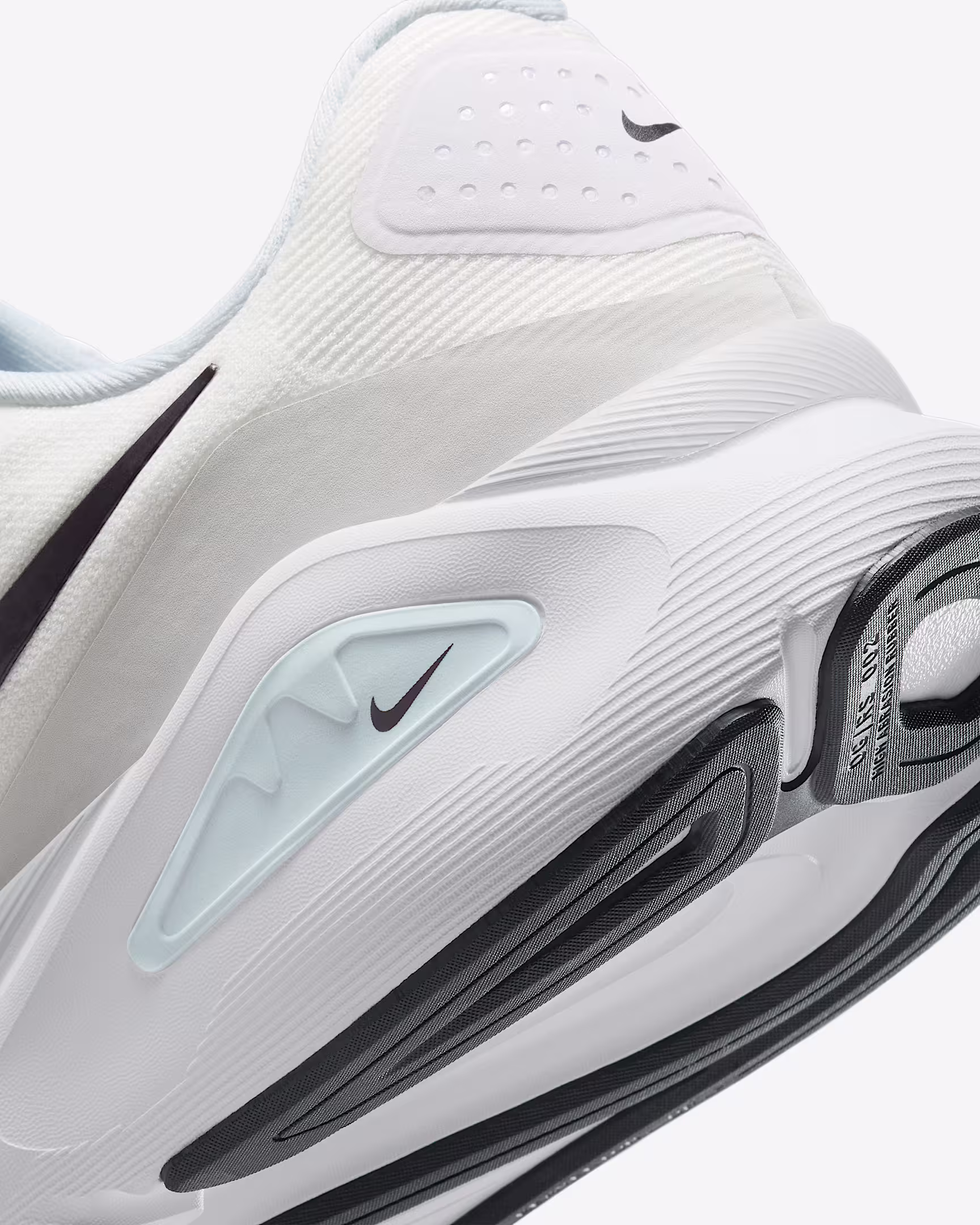 Nike Structure 26 Road Running Shoes