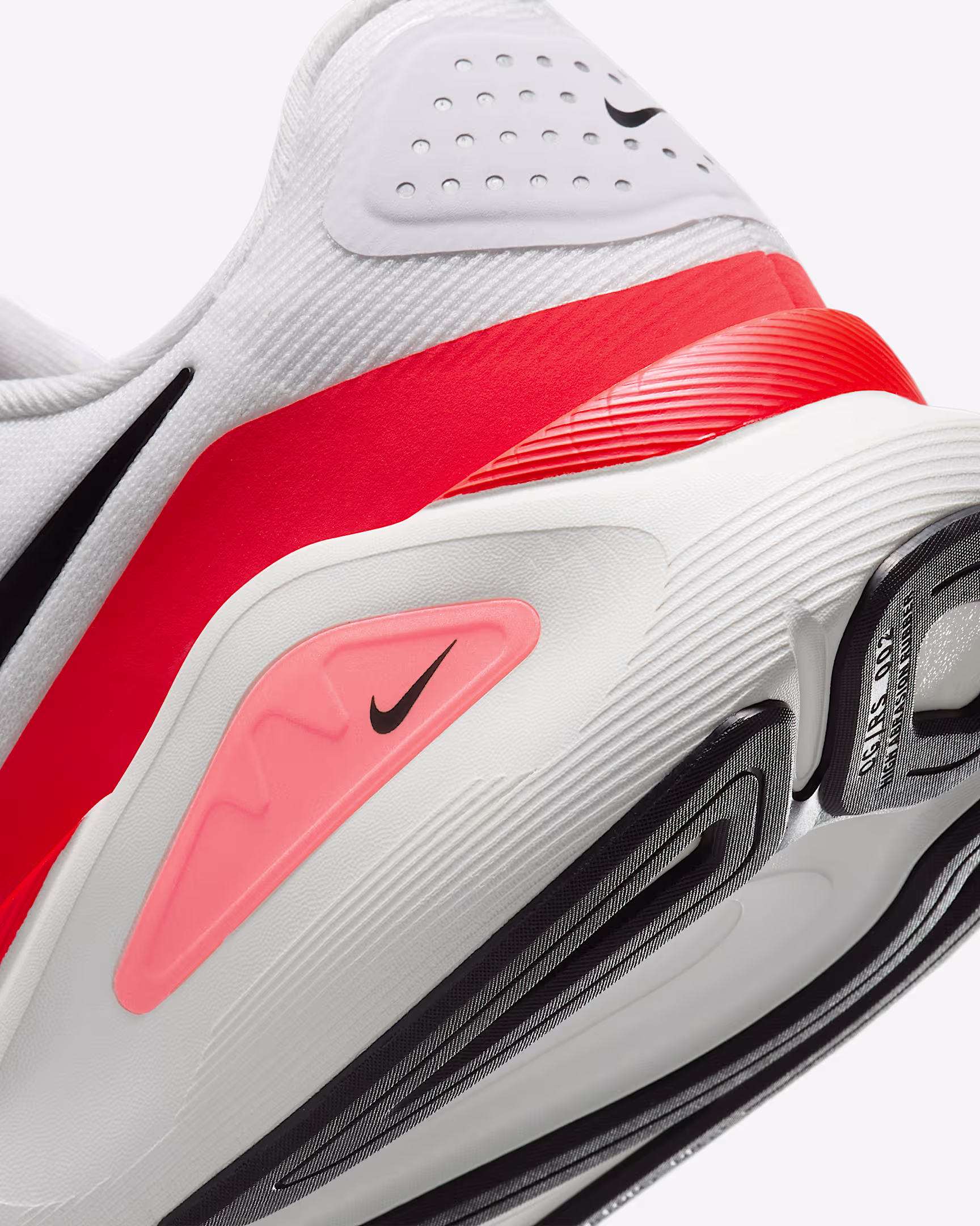 Nike Structure 26 Road Running Shoes