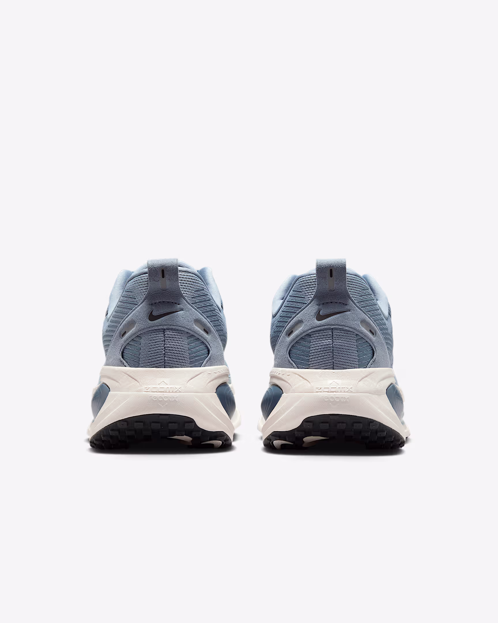 Nike Vomero 18 Road Running Shoes