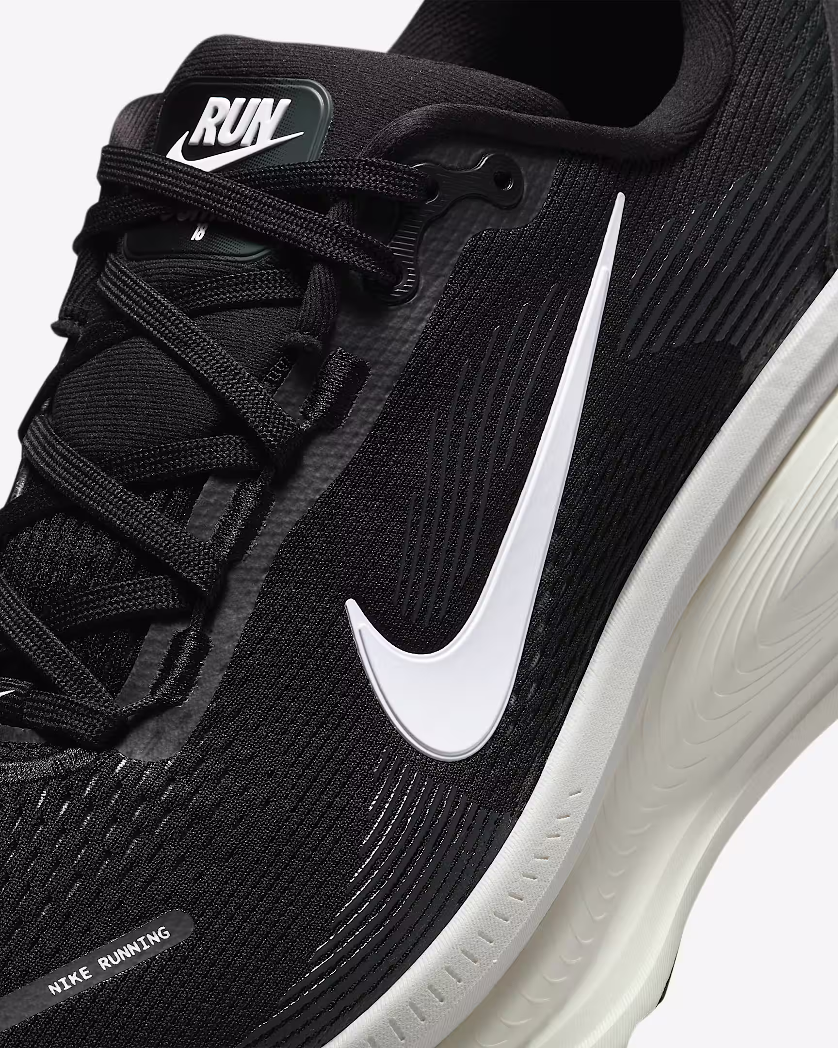 Nike Vomero 18 Road Running Shoes