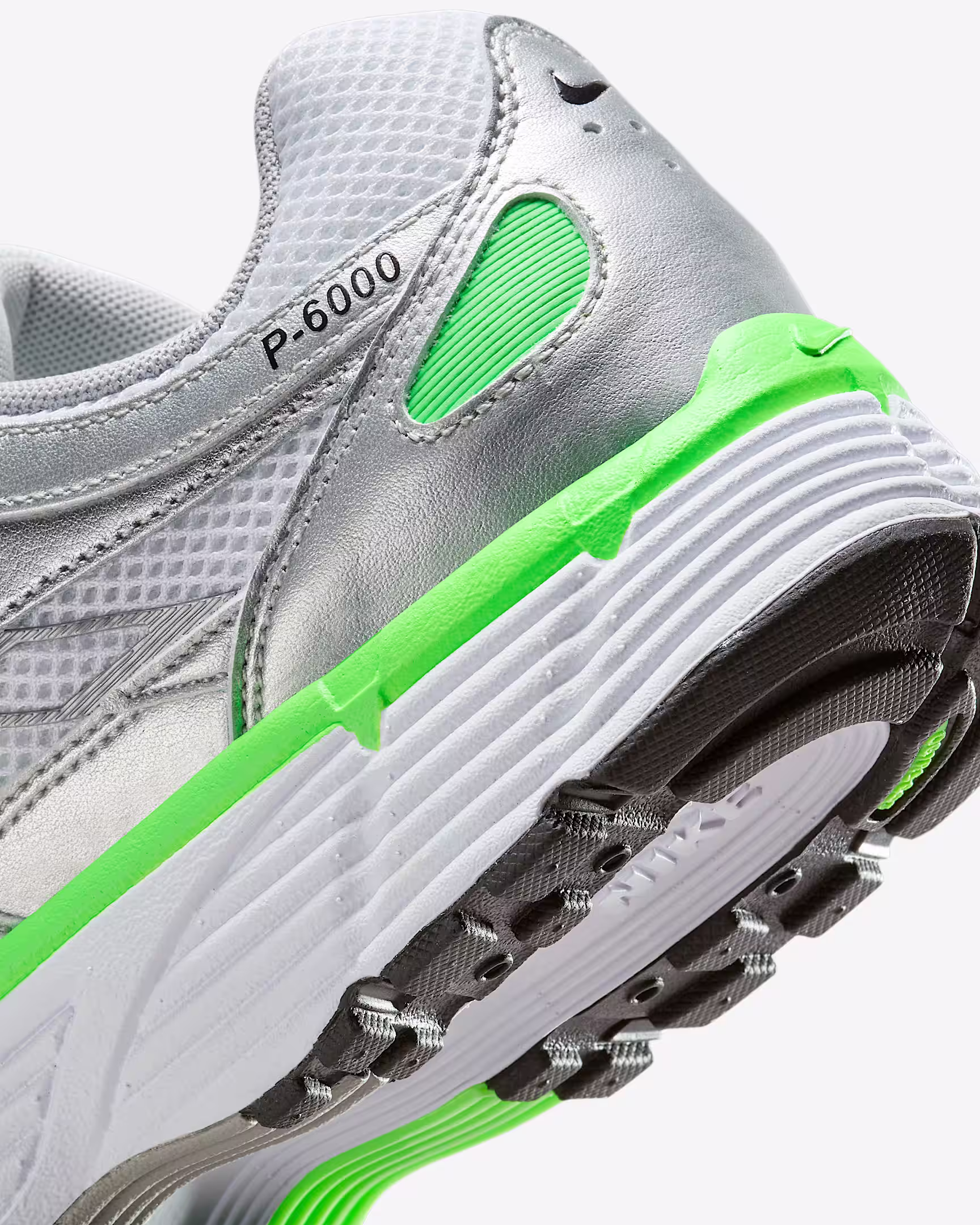 Nike P-6000