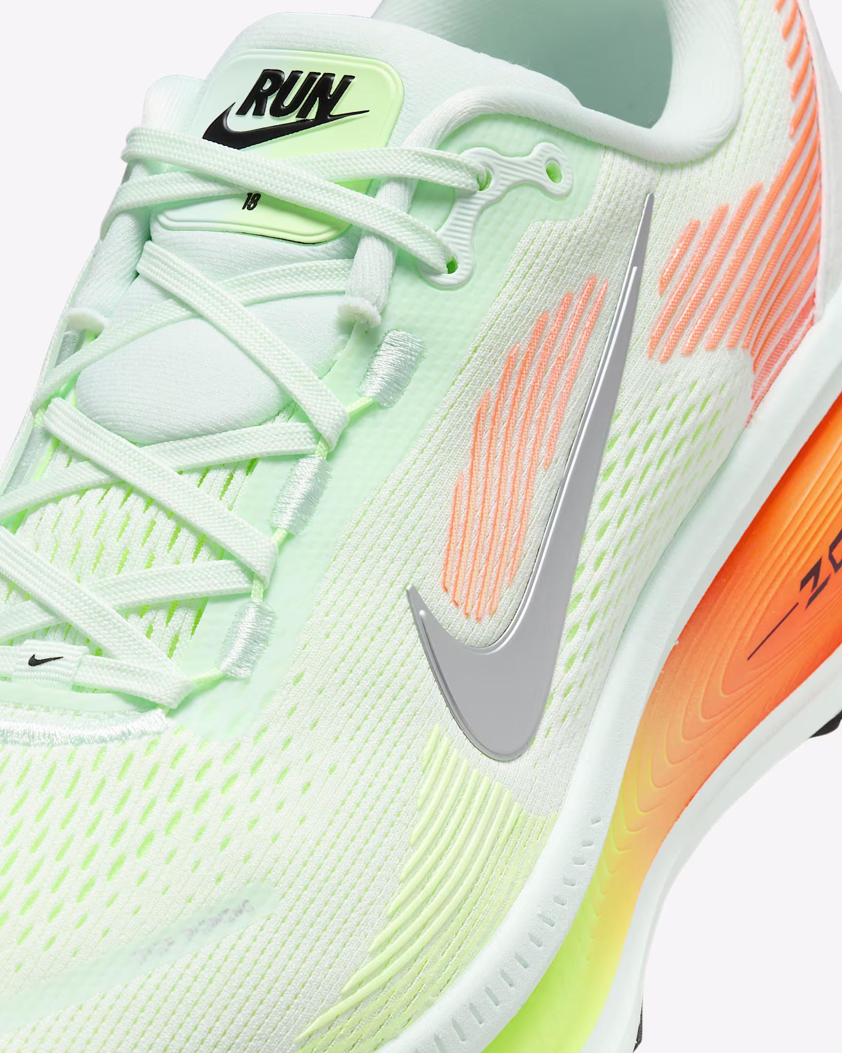 Nike Vomero 18 Road Running Shoes