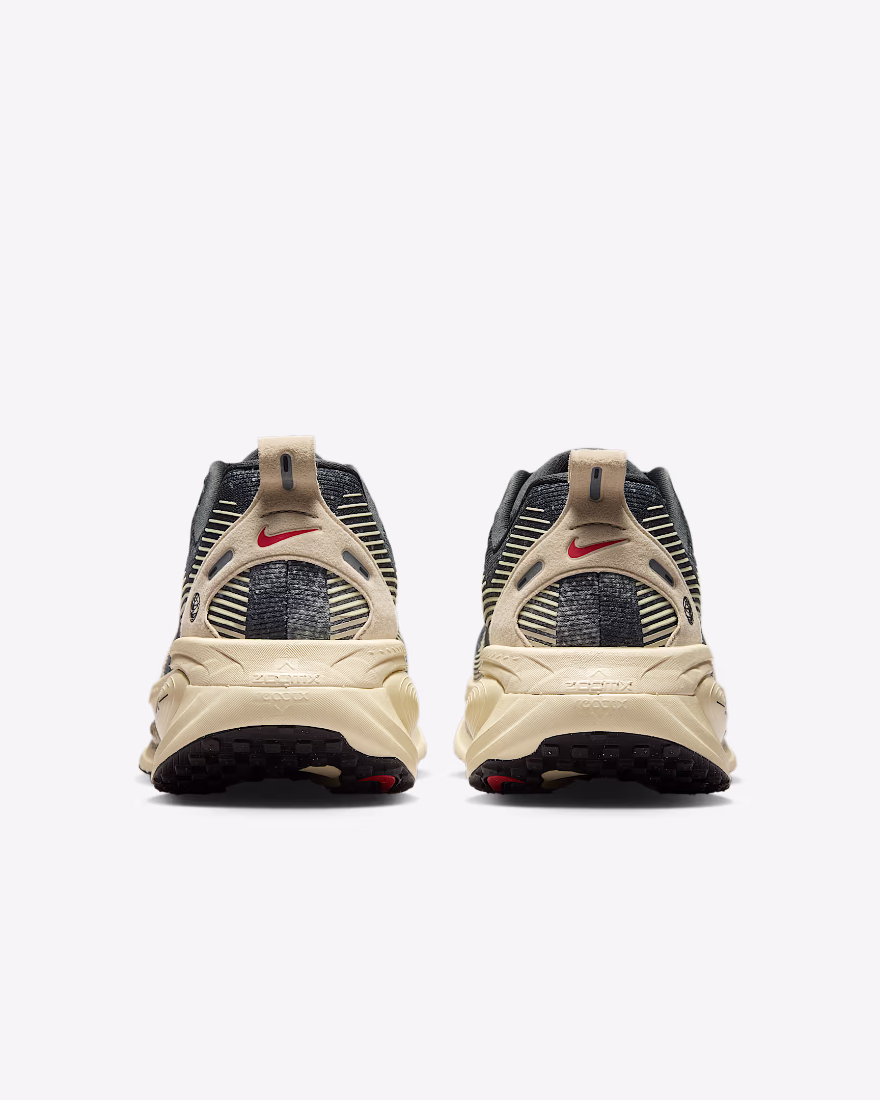 Nike Vomero 18 Road Running Shoes