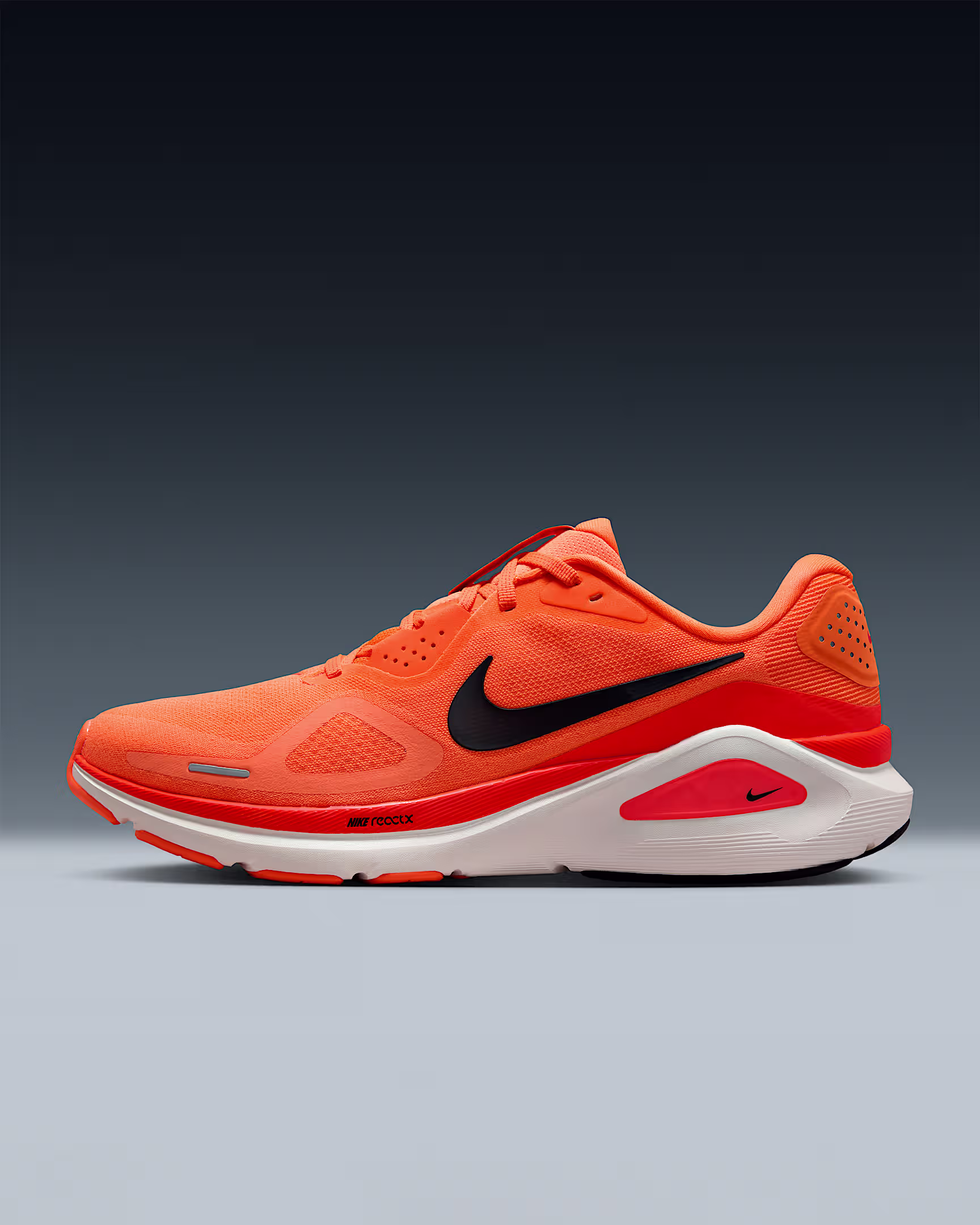 Nike Structure 26 Road Running Shoes