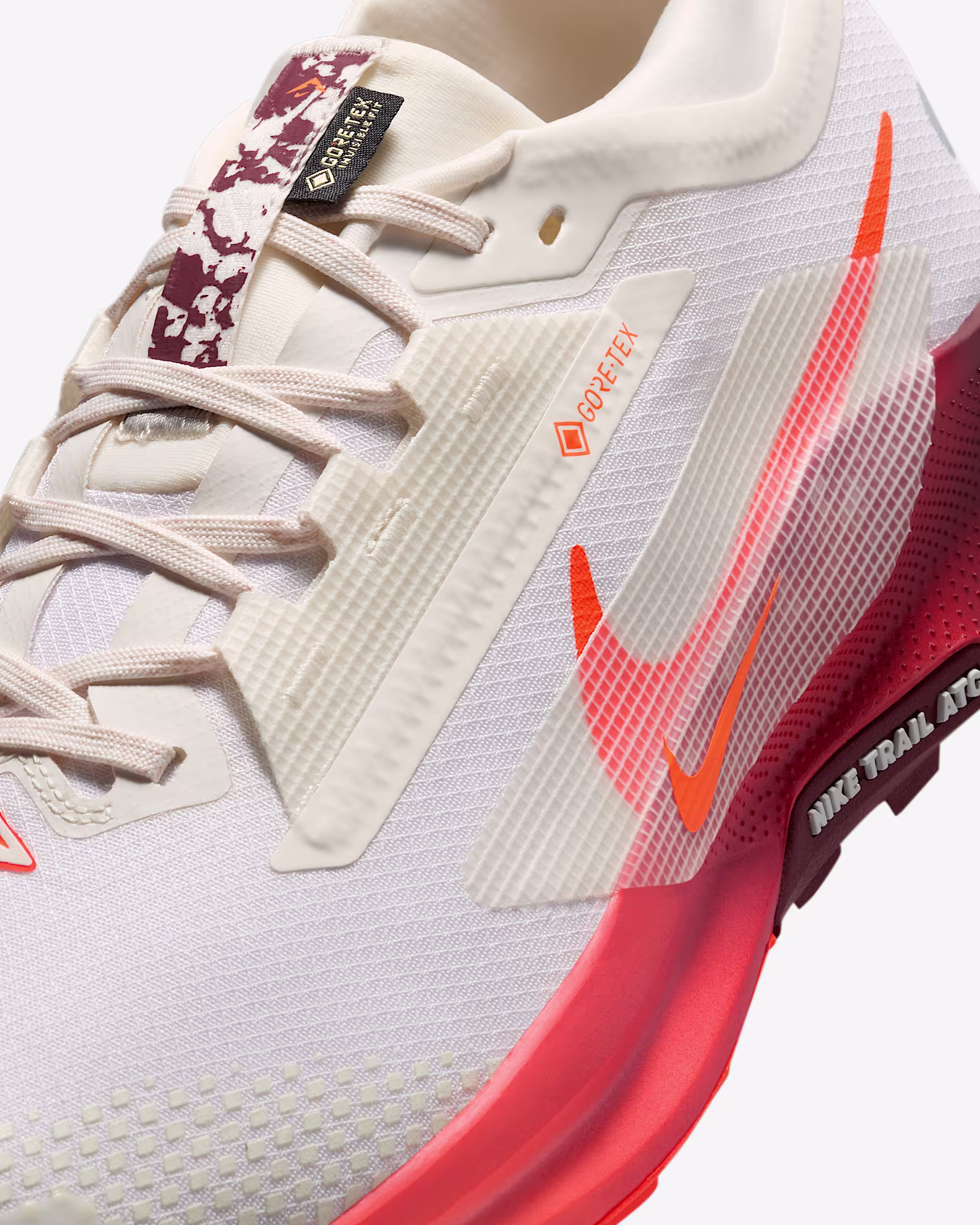 Nike Pegasus Trail 5 GORE-TEX Waterproof Trail Running Shoes