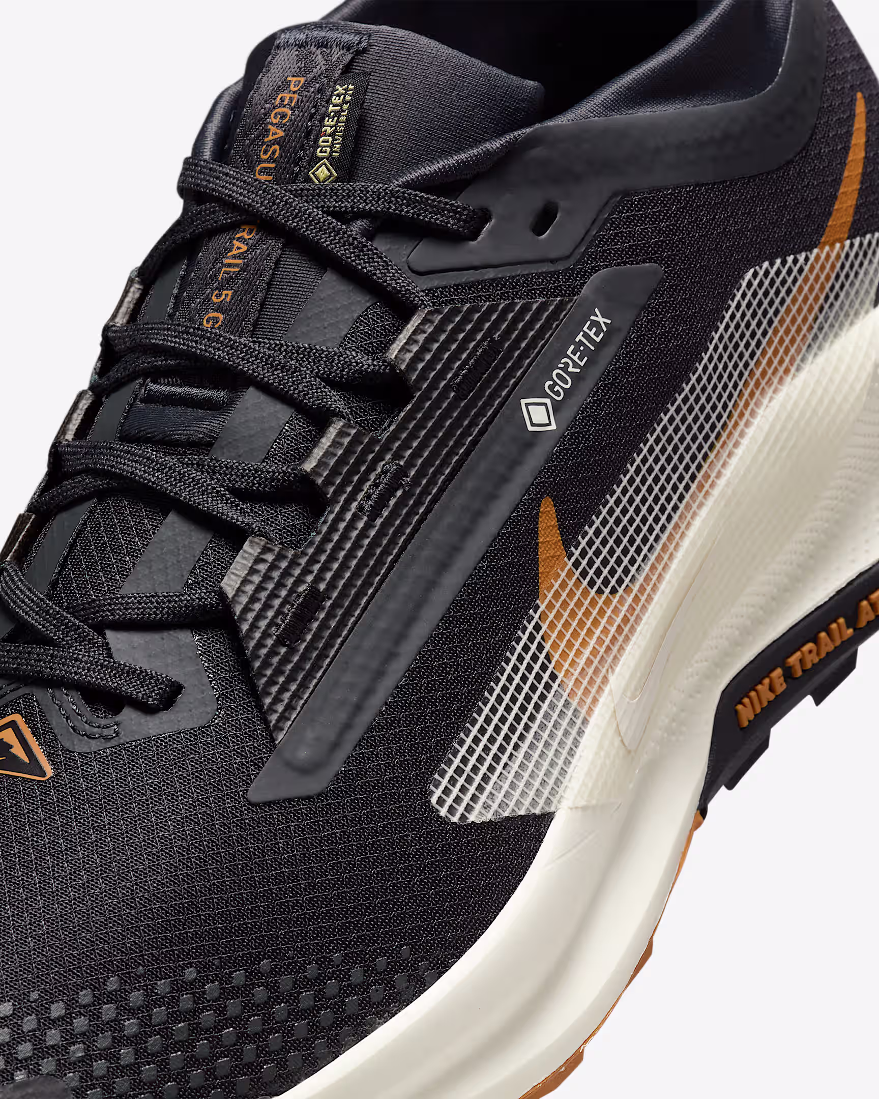 Nike Pegasus Trail 5 GORE-TEX Waterproof Trail Running Shoes