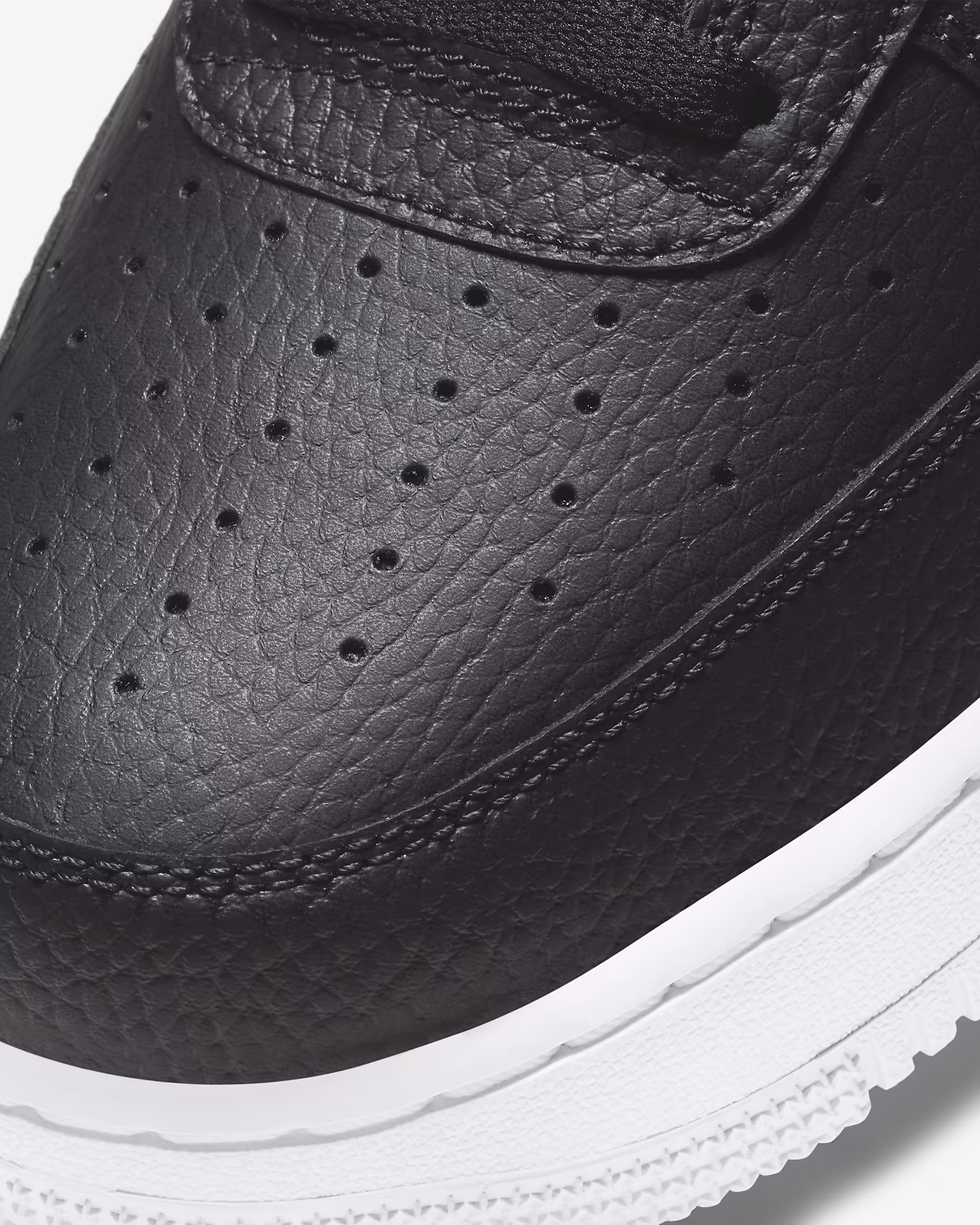 Nike Air Force 1 '07