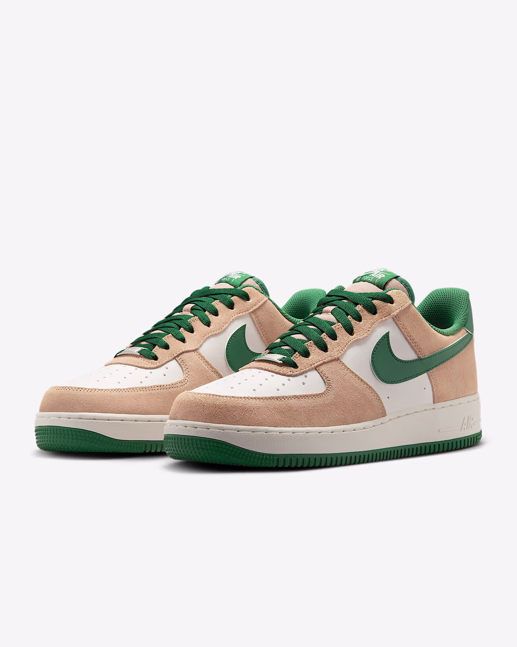 Nike Air Force 1 '07 LV8