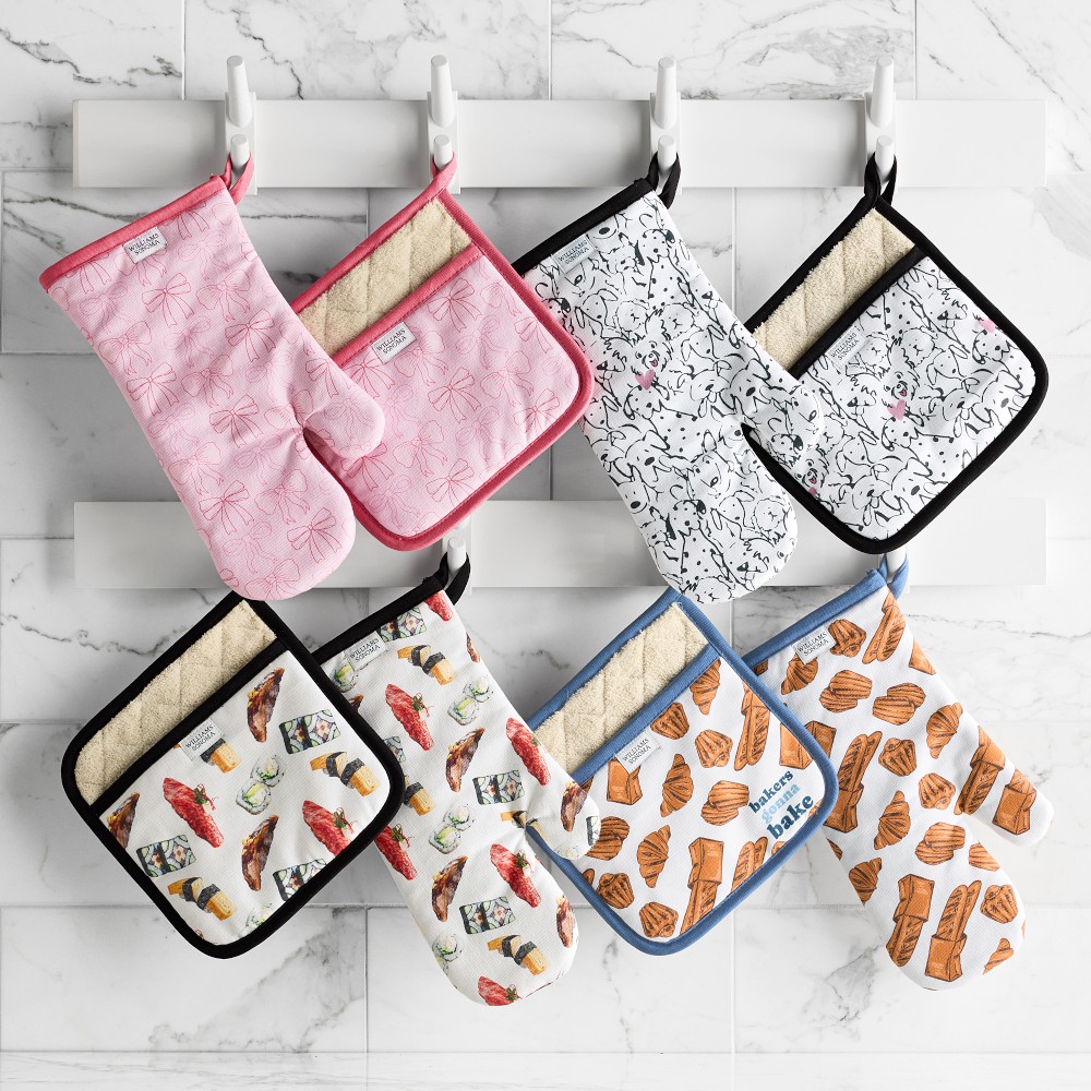 No Kid Hungry® Oven Mitt & Potholder Set, Bebe Rexha