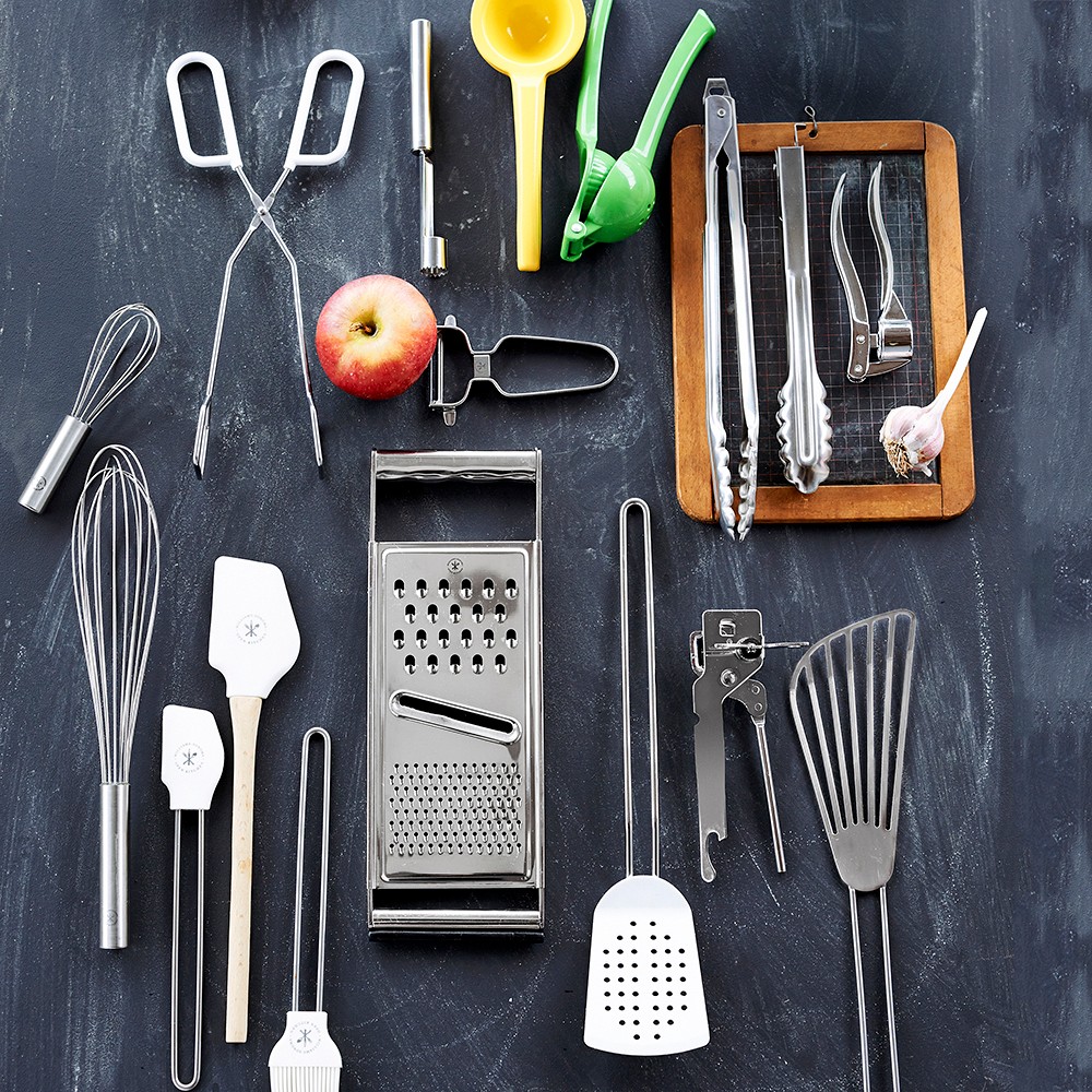 Open Kitchen by Williams Sonoma Fish Turner
