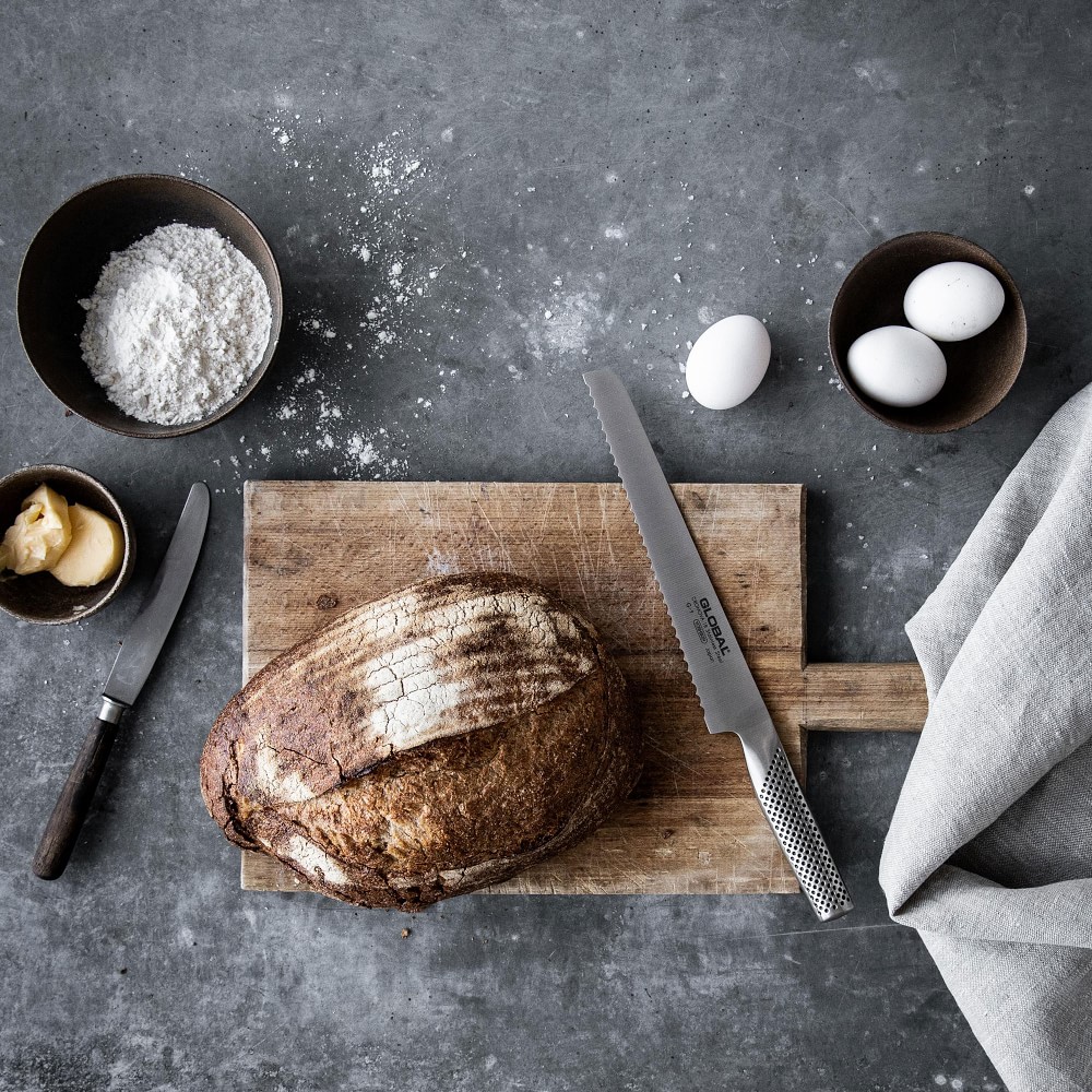 Global Classic Bread Knife, 8 3/4
