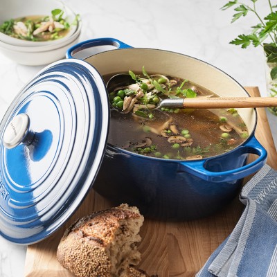 Le Creuset Signature Enameled Cast Iron Oval Dutch Oven