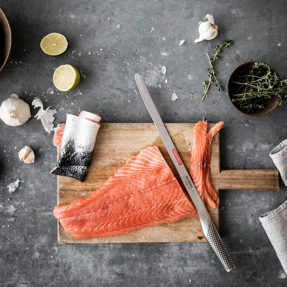 Global Classic Flexible Slicing Knife, 12