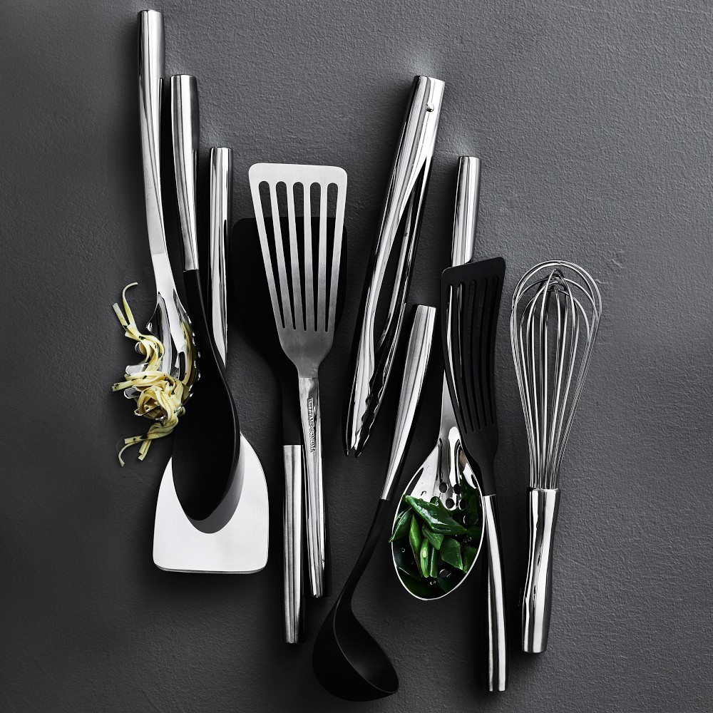 Williams Sonoma Signature Nonstick Fish Turner