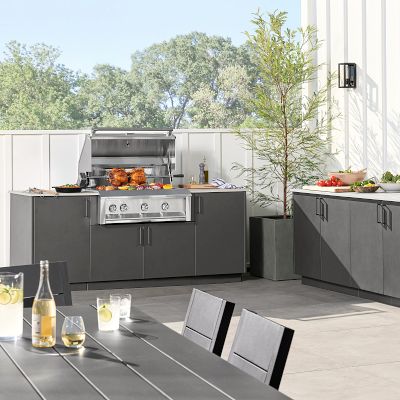 Urban Bonfire Outdoor Kitchen x Hestan 42” Grill