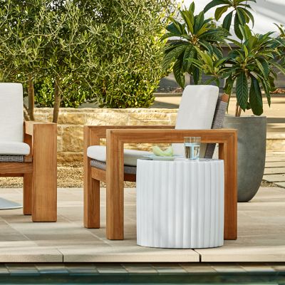Tropea Fluted Accent Table (18