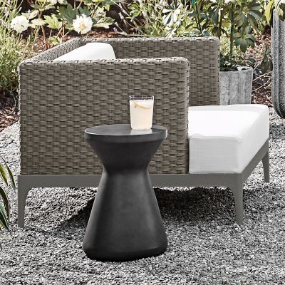 Blinde Hourglass Accent Table (12