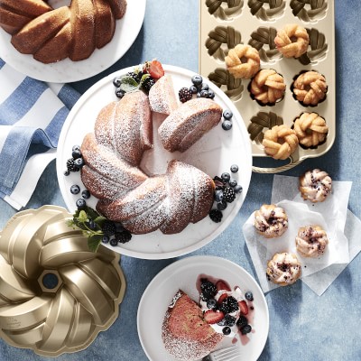 Nordic Ware Nonstick Cast Aluminum 75th Anniversary Bundt® Cake Pan
