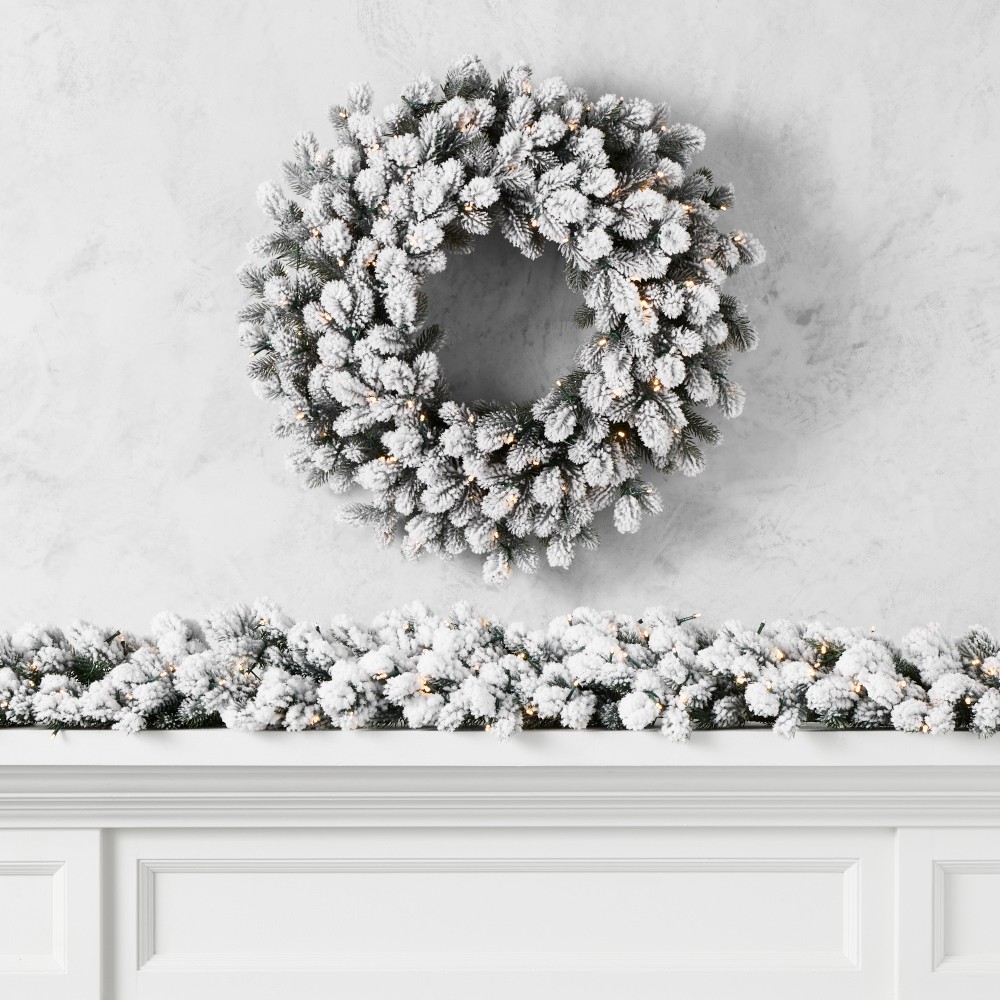Jeff Leatham x Williams Sonoma Winter White Flocked Pre-Lit Wreath & Garland