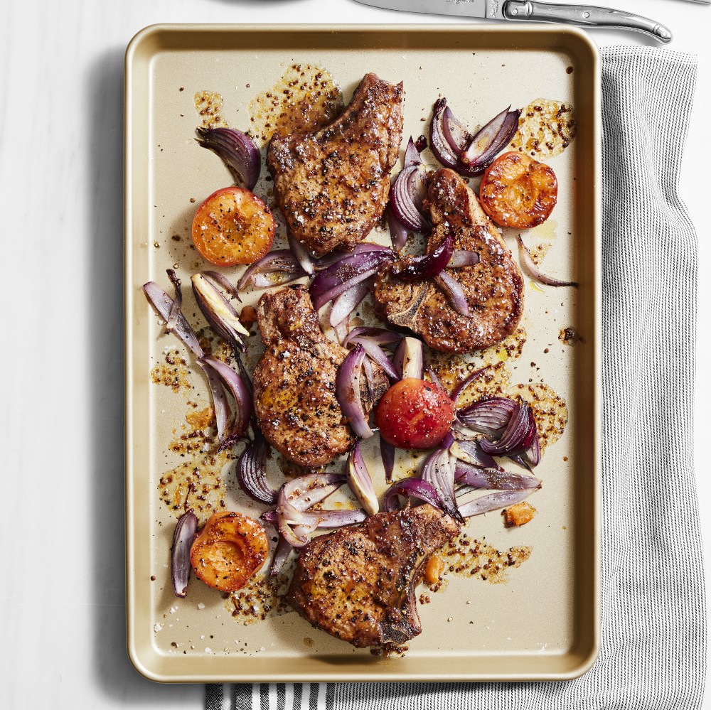 Williams Sonoma Goldtouch® Silicone Nonstick 3/4 Sheet Pan