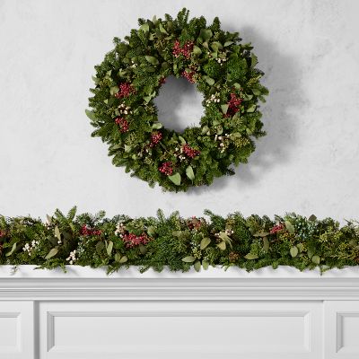 Triple Berry Live Wreath & Garland