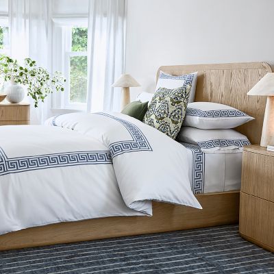 Radius Bed