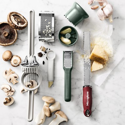 Williams Sonoma Ultimate XL Garlic Press