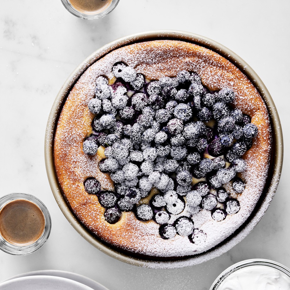 Williams Sonoma Goldtouch® Silicone Nonstick Round Cake Pan