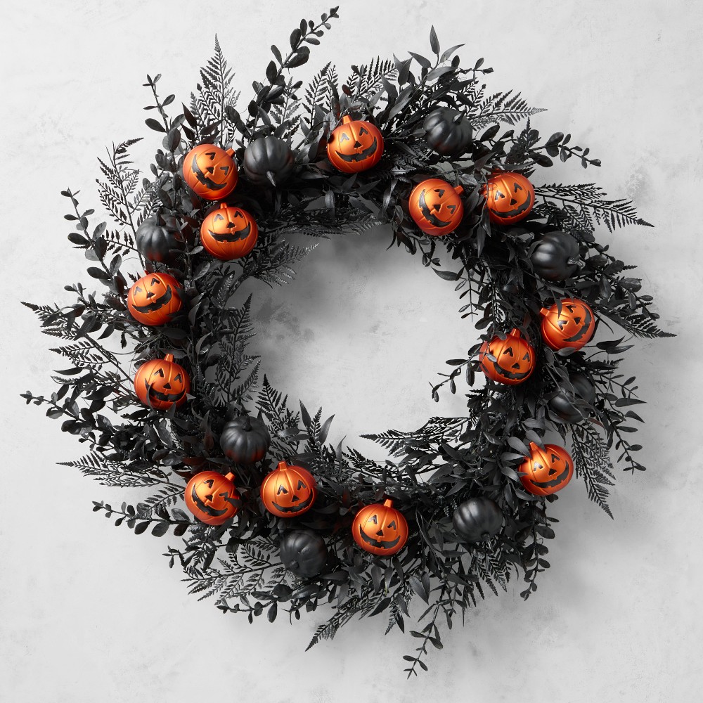 Pre-Lit Jack O'Lantern & Black Pumpkin Faux Wreath, 28